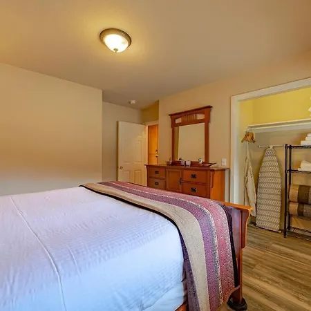 Elk Meadow Cabins 9A Prairie Creek Suite